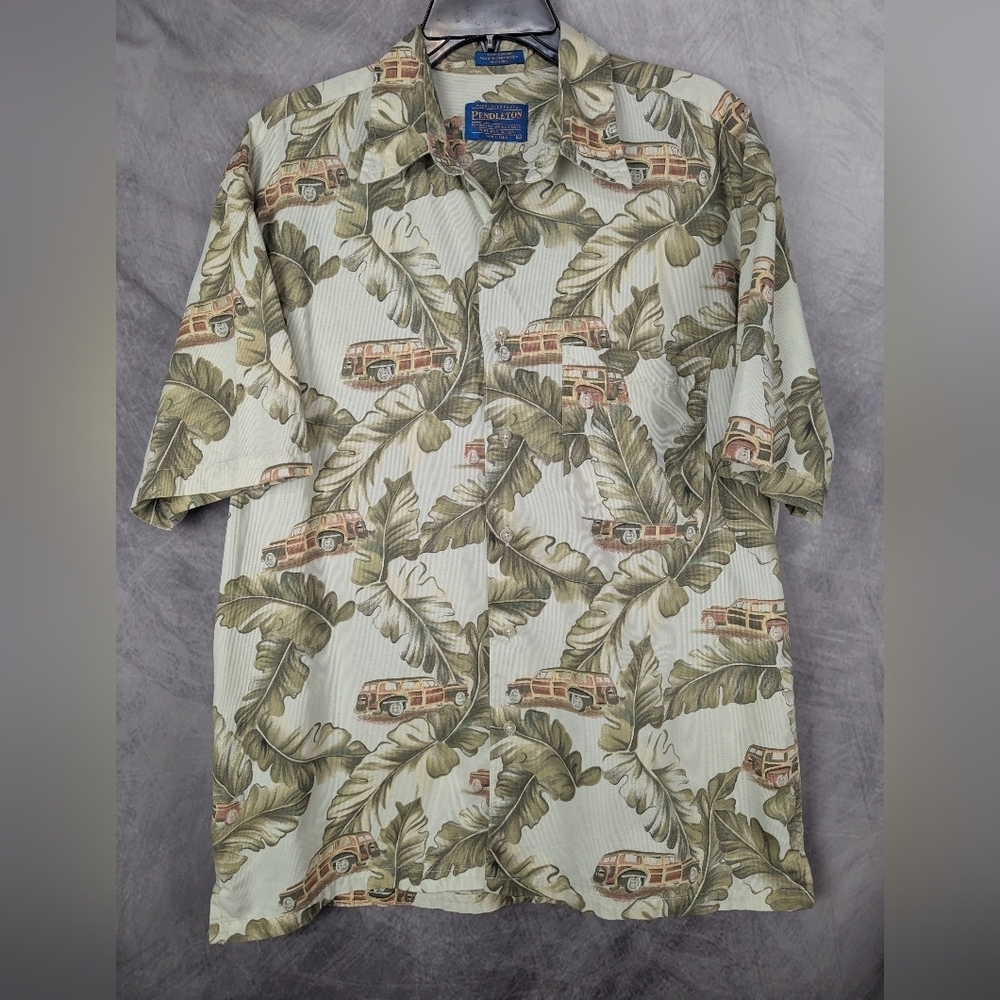 Pendleton Medium Button Down Shirt Sleeve Leaf Print With Vintage Station Wagon
